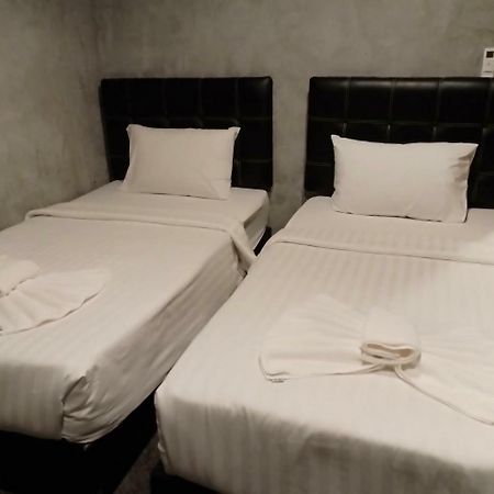 Хостел Loftel @ Nakhon Накхонситхаммарат Экстерьер фото