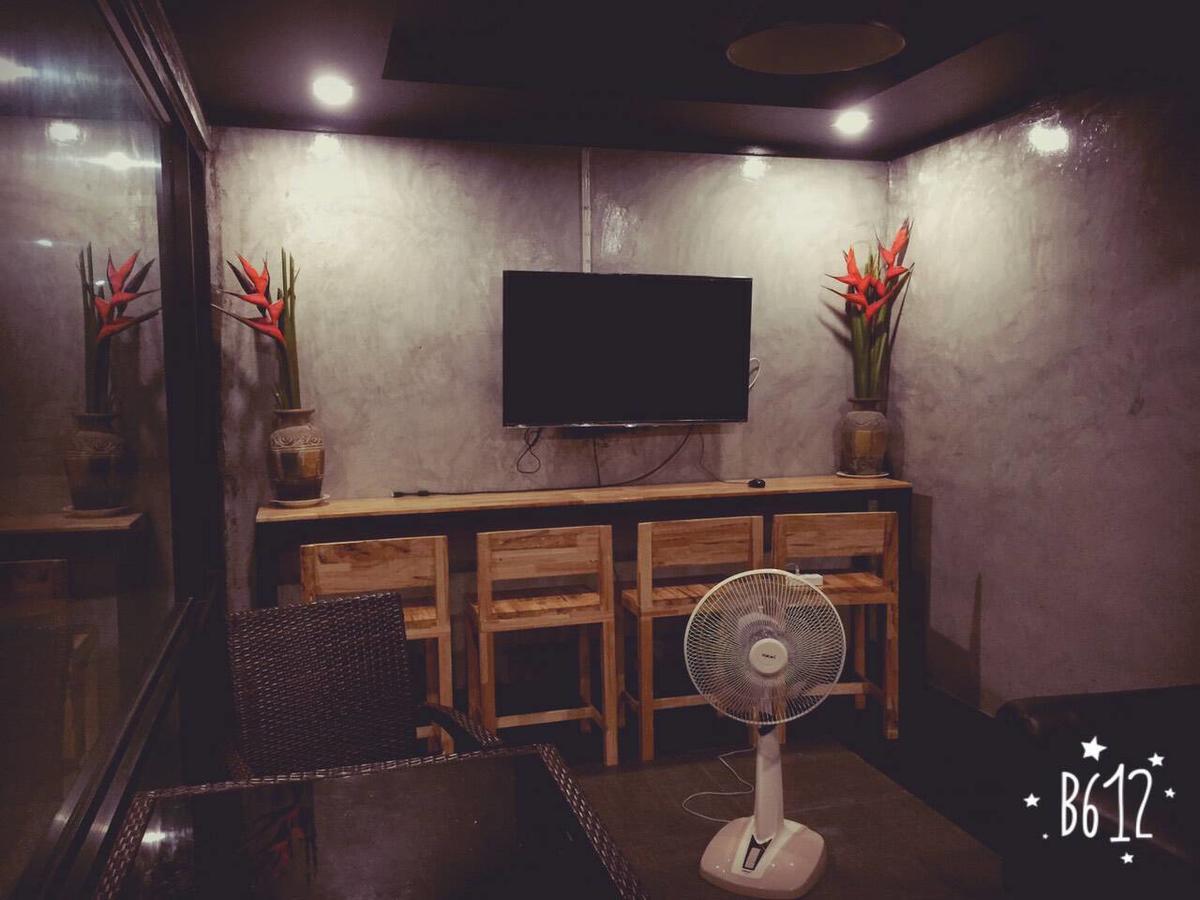 Хостел Loftel @ Nakhon Накхонситхаммарат Экстерьер фото