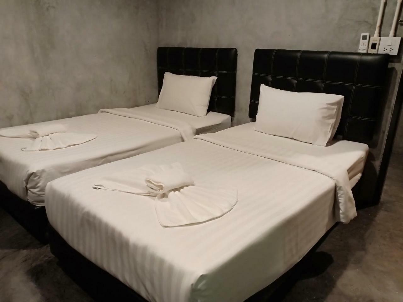 Хостел Loftel @ Nakhon Накхонситхаммарат Экстерьер фото